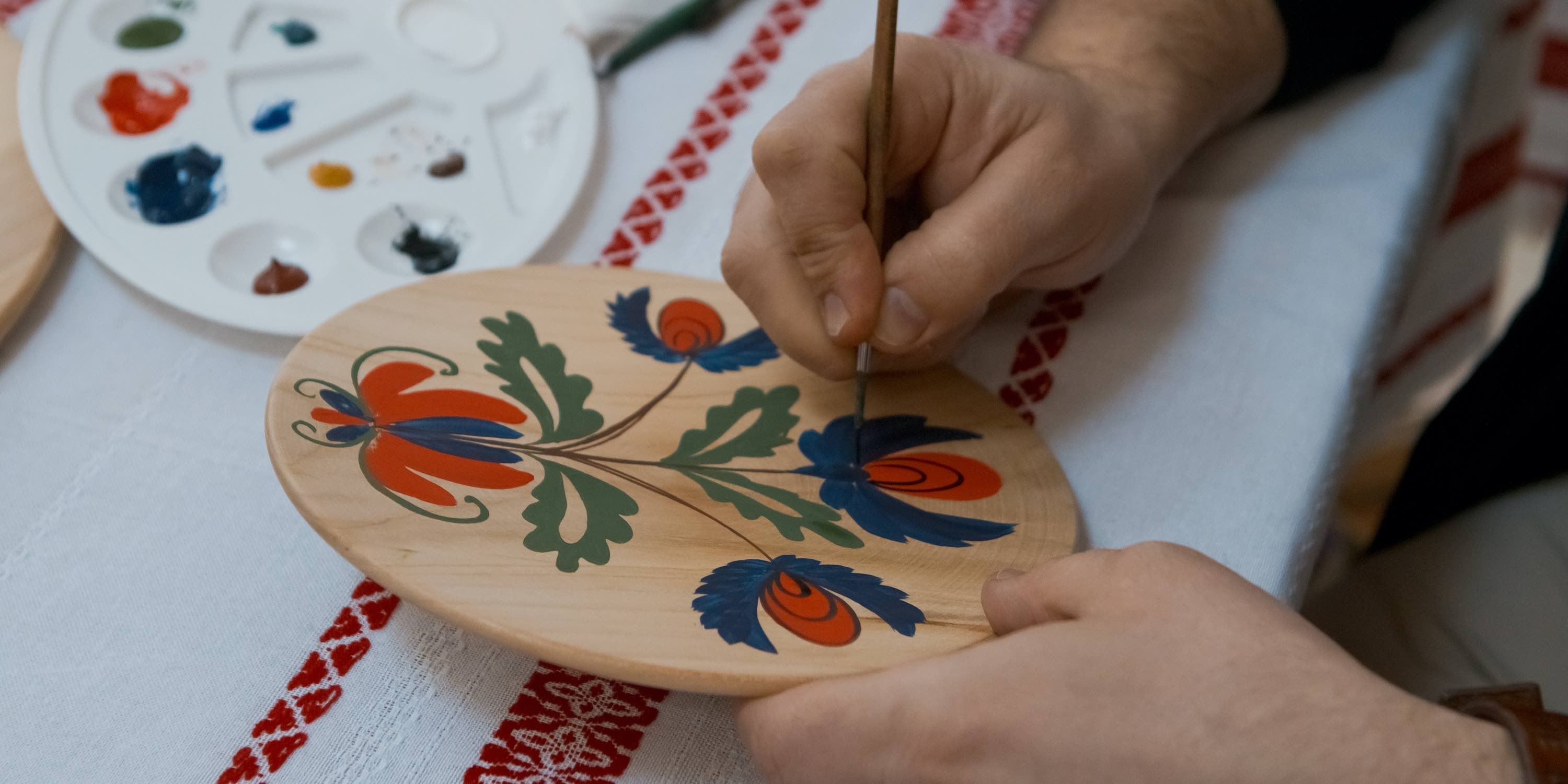 Petrykiv panting gifts made in Ukraine