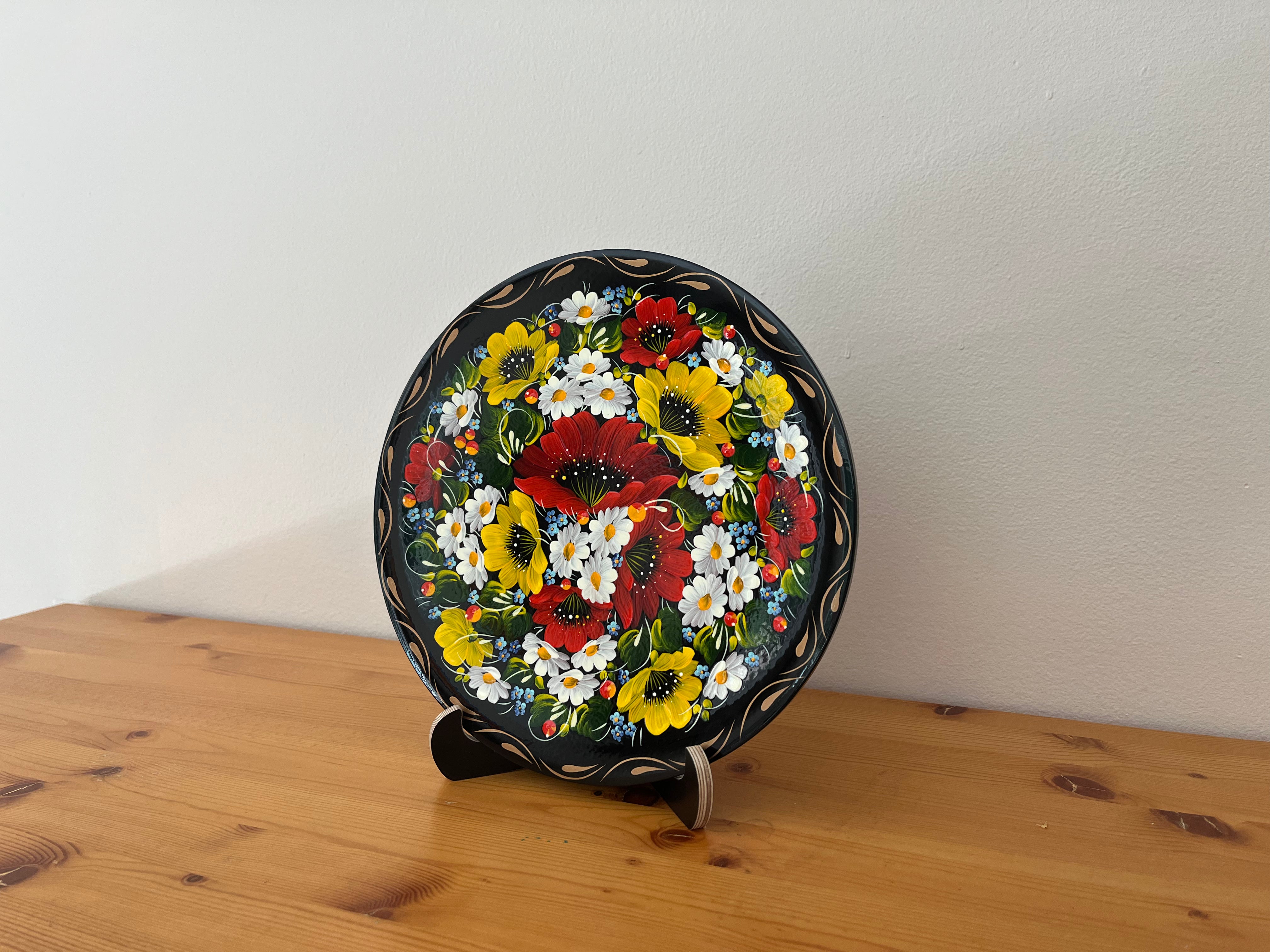 Authentic Petrykivka decorative plate for Ukrainian home décor and folk art collections