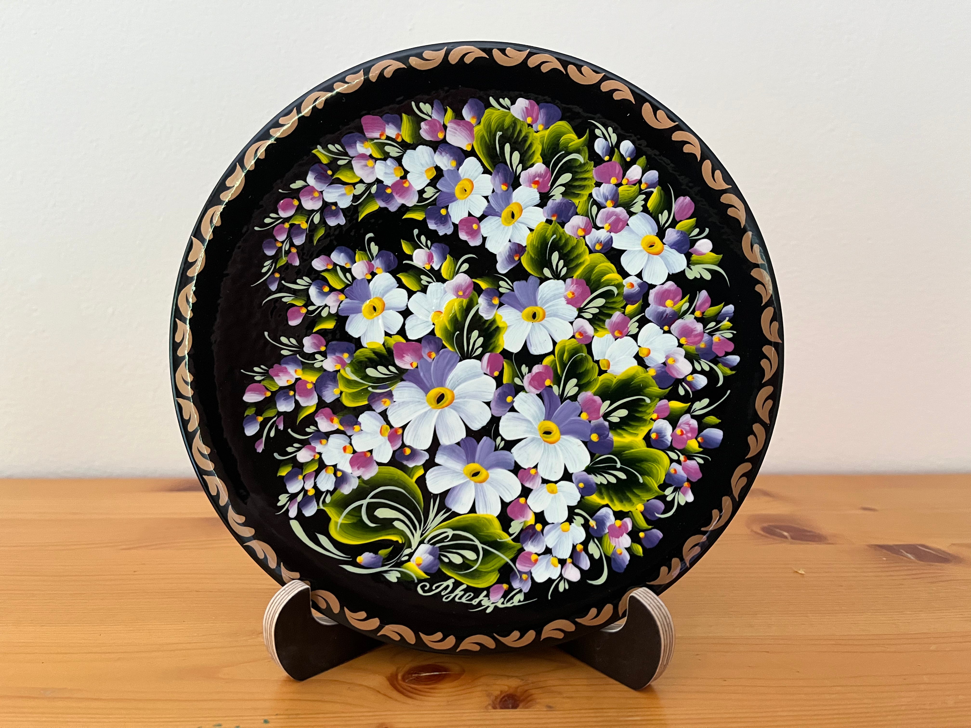 Hand-Painted Ukrainian Petrykivka Decorative Plate – Blue Blossoms | 17 cm