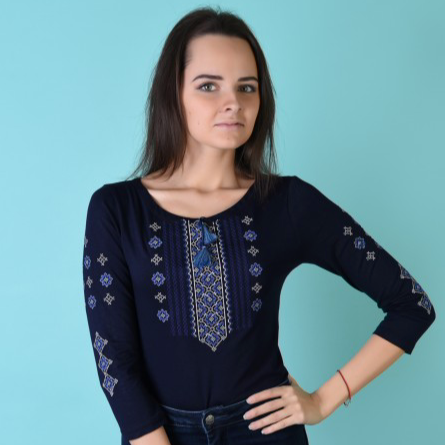 Chemise Vyshyvanka brodée bleu sur bleu pour femme