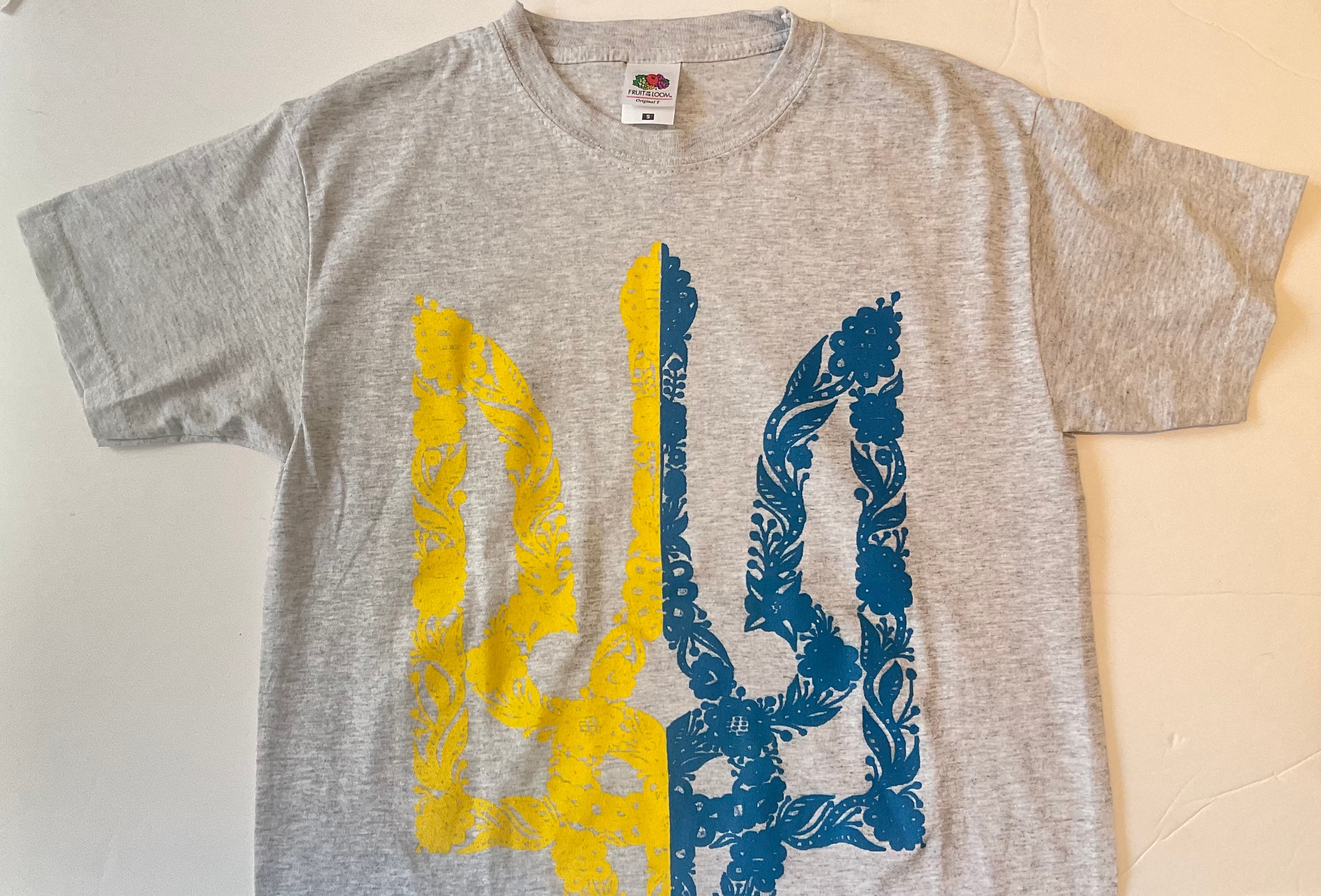 Patriotic Ukrainian Trident shirt for everyday wear, made in Ukraine